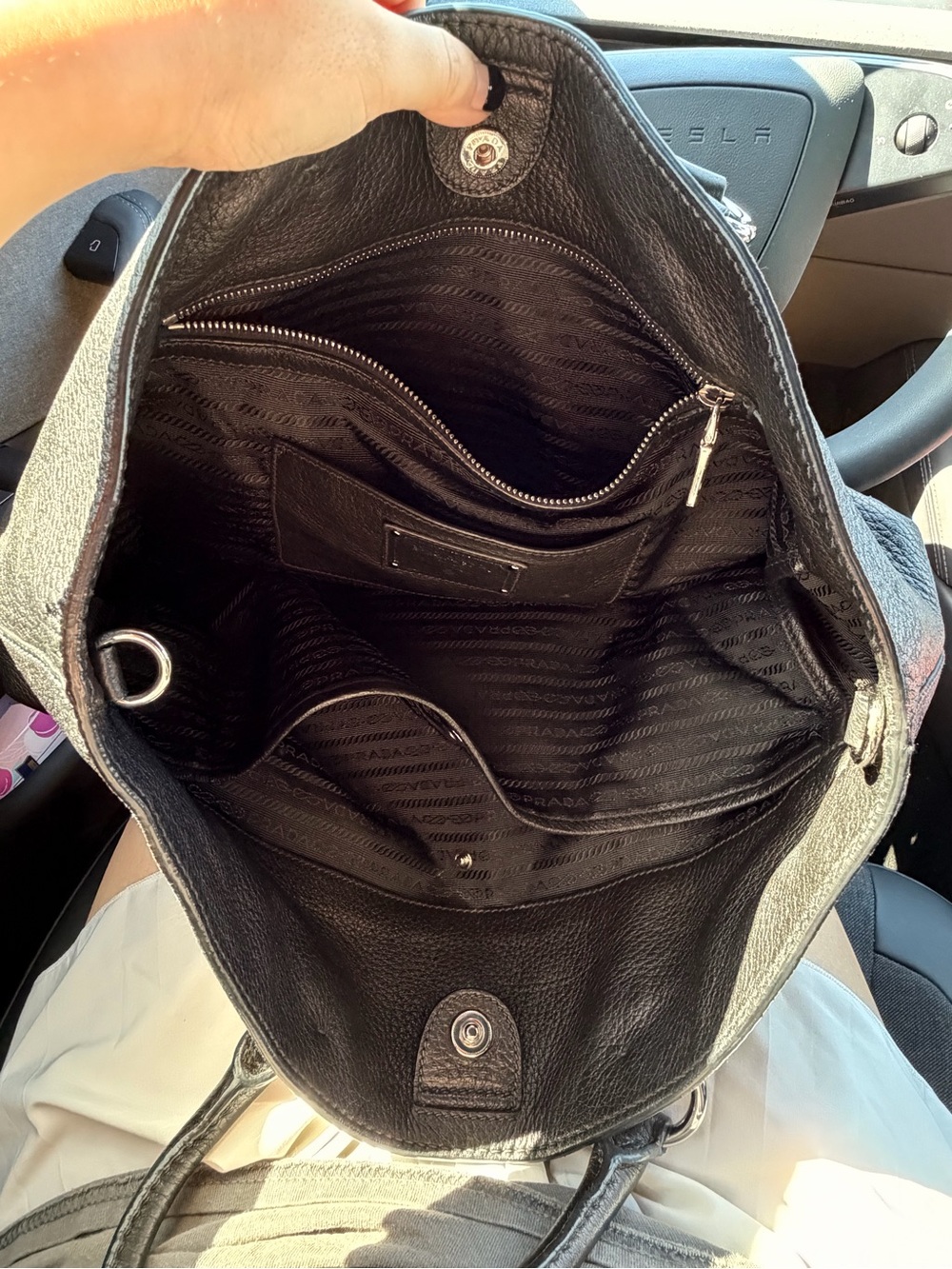 PRADA Black Vitello Daino Leather Large Shopping Tote Bag - Picture 6 of 6